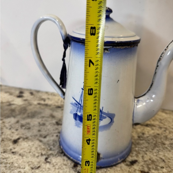 Vintage blue & white Enamelware Coffee Pot - Picture 9 of 10